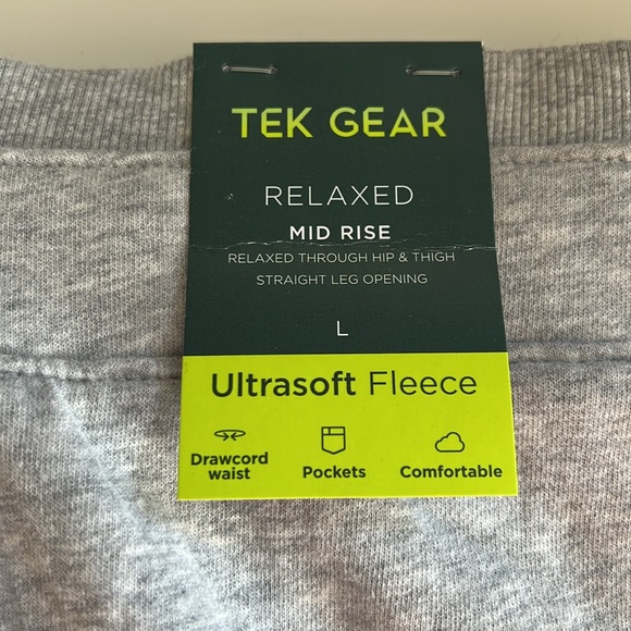 NWT Tek Gear Relaxed Mid-rise fleece pants - Picture 2 of 2